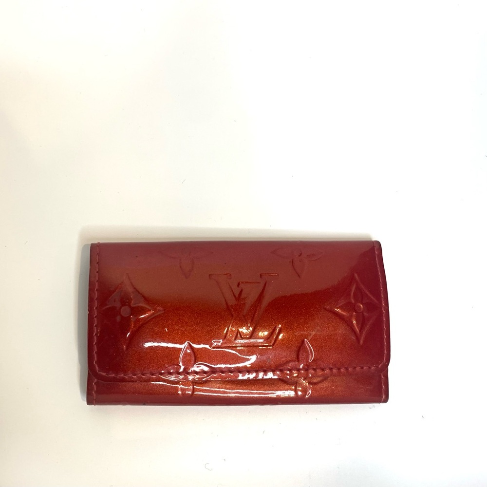 Louis Vuitton Vernis Red Key chain